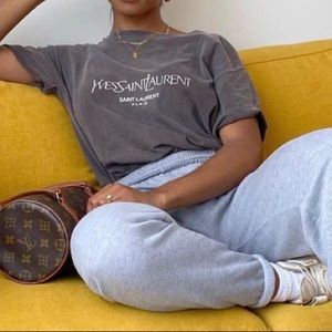 Grey oversized tee